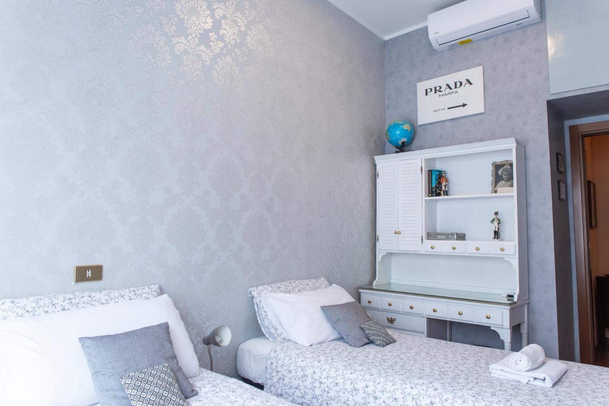 Апартаменты Duomo Walking Distance Elegant Flat With View Милан Экстерьер фото